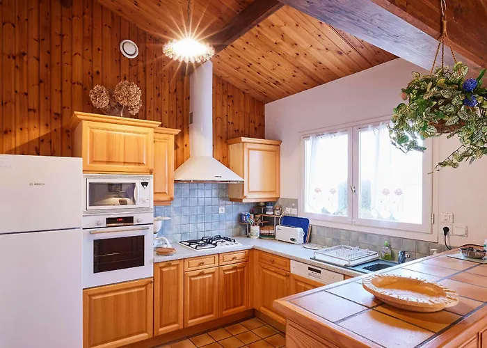 Maison Spacieuse Pour 9 Pers. Proche Plage, Parking, Terrasse - Fr-1-323-584